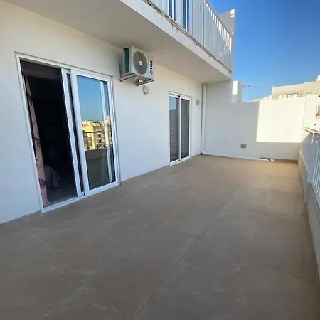 Cosy New * San Pawl il-Baħar