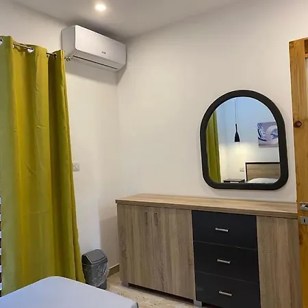 Cosy New 아파트