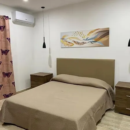 Cosy New * خليج سانت بول